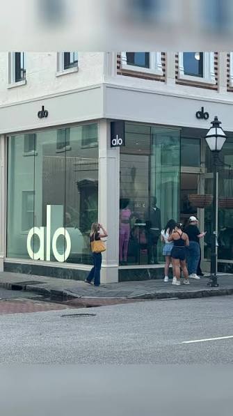 Alo King Street storefront